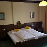 Hotel Kanz 3*